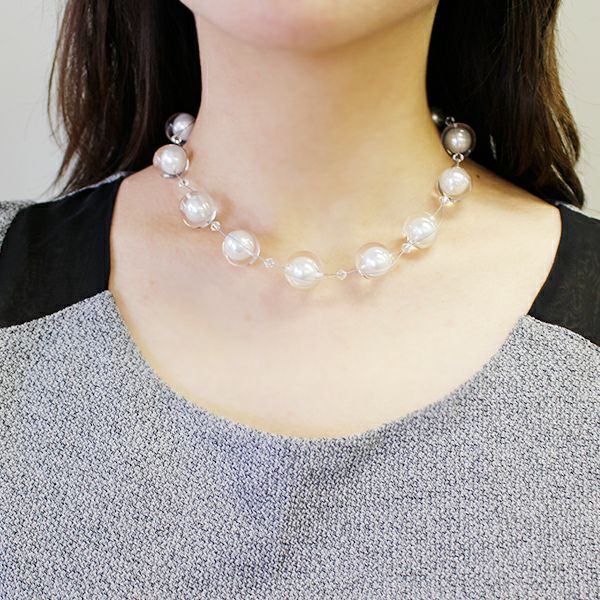 ZSiSKA】≪FLOATING PEARLS≫レジンショートネックレス/1150410【美人