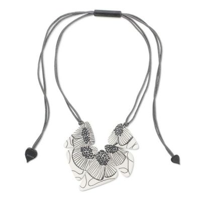 【ZSiSKA】≪FLORA≫花柄レジンデザイン紐ネックレス/1170281