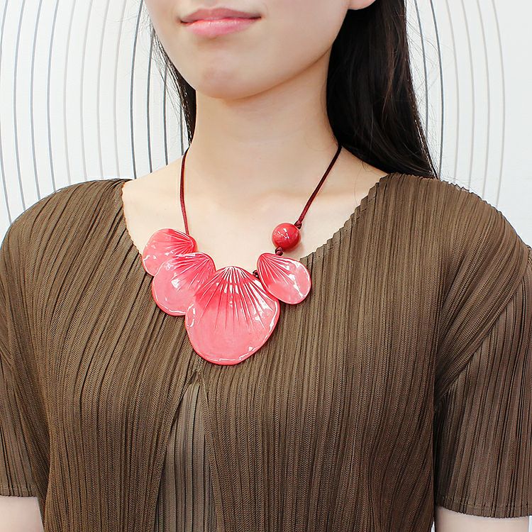 ZSiSKA】≪BLOOM≫花びらレジンネックレス/1020086-| アビステ/ABISTE