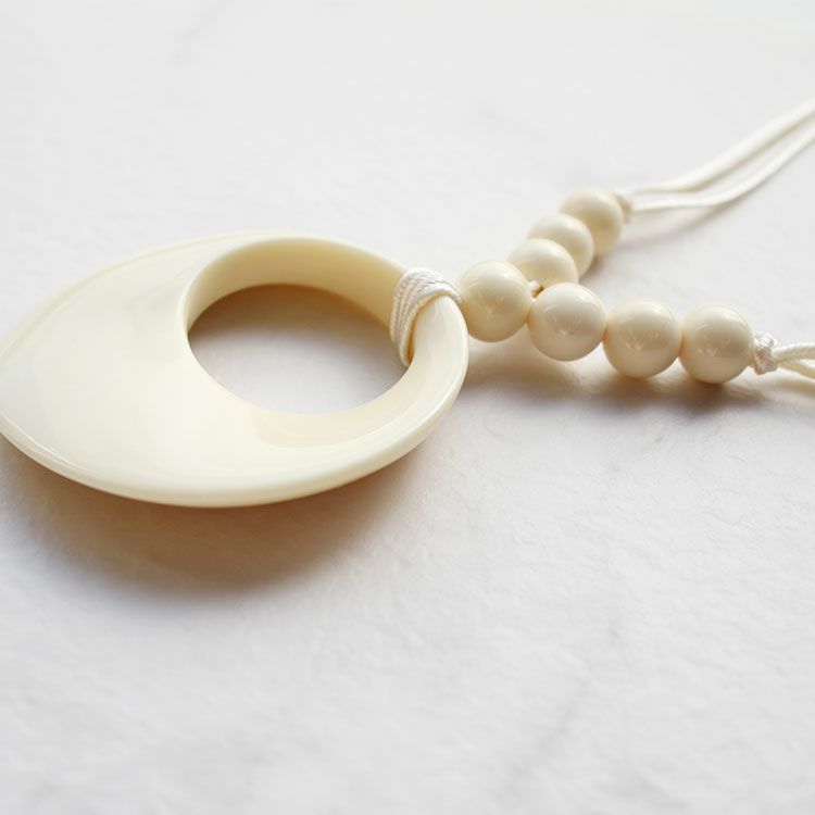 IVORINA】象牙風フリーレングスデザインネックレス/1160178-【ゼクシィ