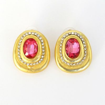 アンティーク調ボタンデザインピアス