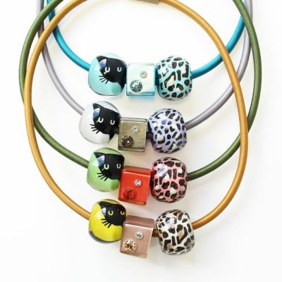 ZSiSKA】≪BLISS≫マグネットクラスプネコモチーフレジン ZSiSKA】≪BLISS≫マグネットクラスプネコモチーフレジン