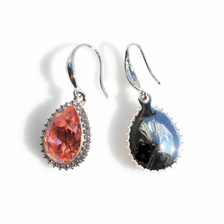 クリスタルガラスドロップモチーフピアス【美人百花 掲載】| アビステ