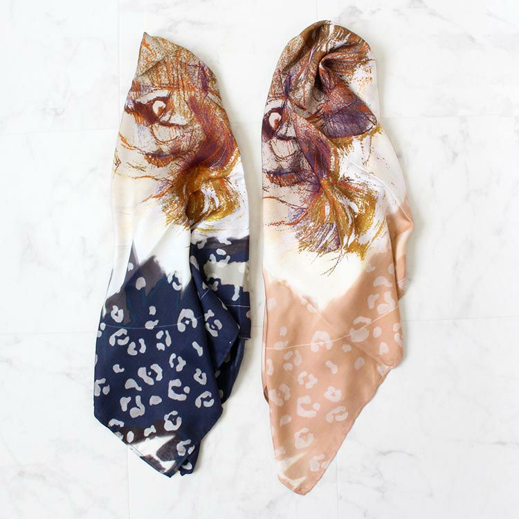 インド製シルク100％ライオンモチーフ大判スカーフ