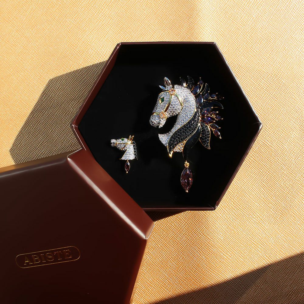 馬年オリジナル干支ブローチ2026