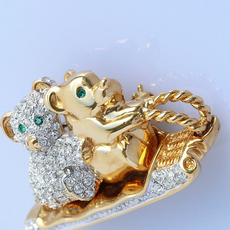 アルファジュエリー】ヴィンテージイギリス製スレッドベアモチーフ